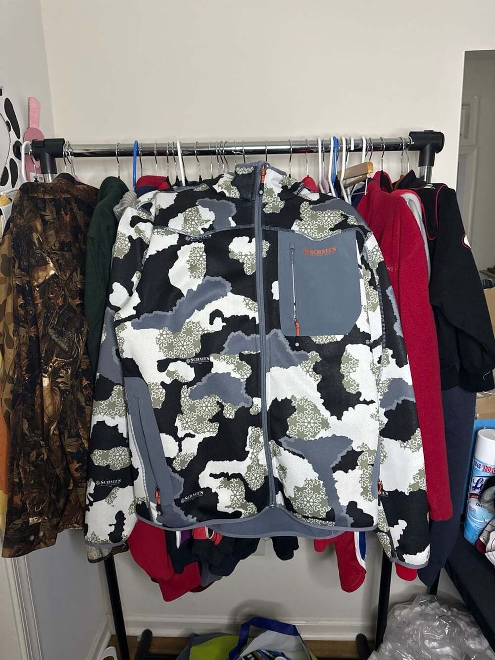 Schnee's Bozeman Montana Full-Zip Camo Fleece Softshell Jacket
